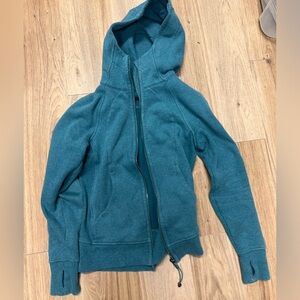 Lululemon blue/green woman’s size 4 hoodie **has flaw